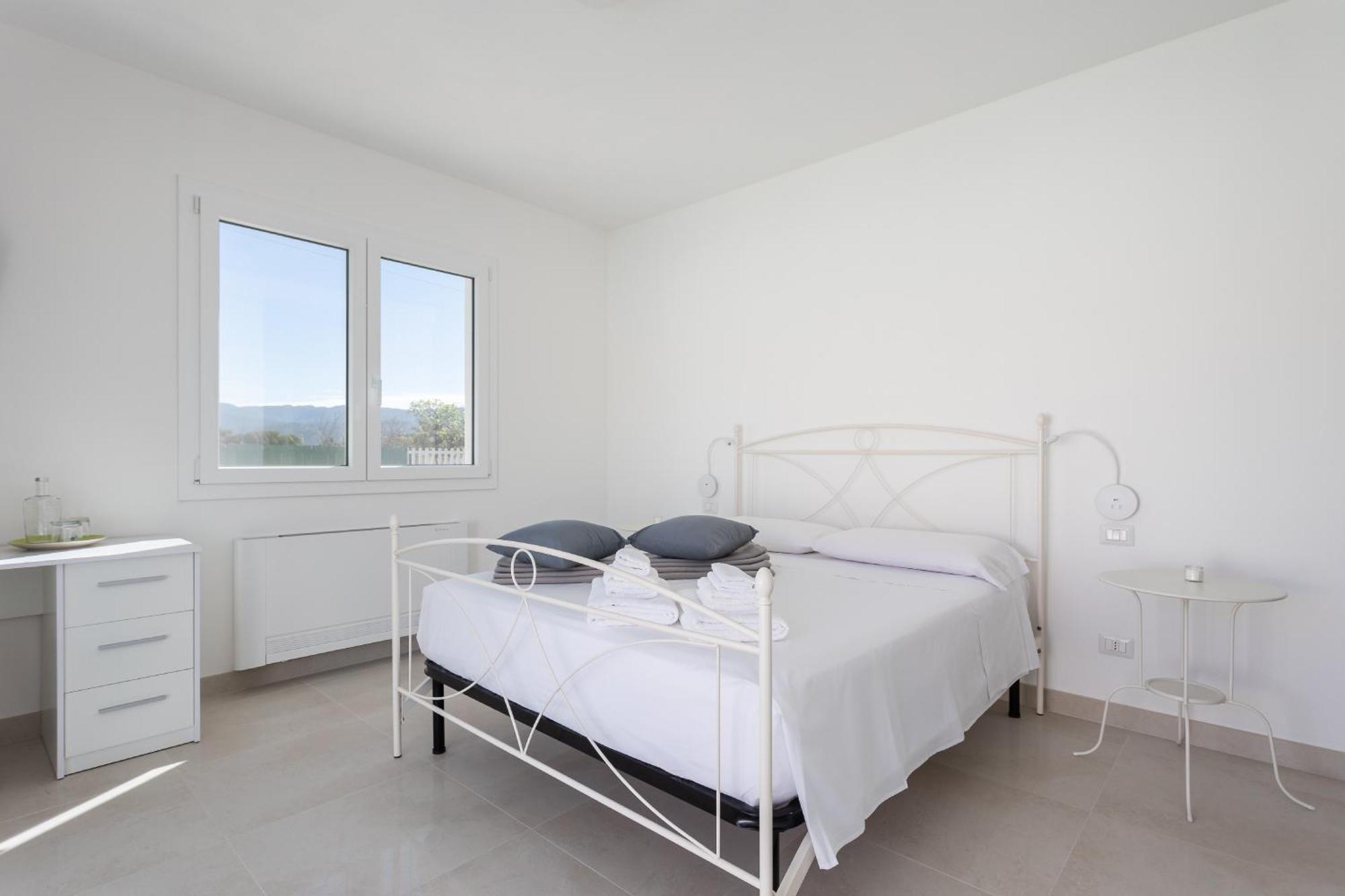 Villa Greca Holiday Rooms Sant Isidoro  Экстерьер фото
